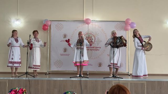 Марий Эл ТВ: Республикысе Марий тӱвыра рӱдер пеленсе «Сото вий» калык муро ансамбль тӱрлӧ фестивальыште чолгалыкшым ончыкта