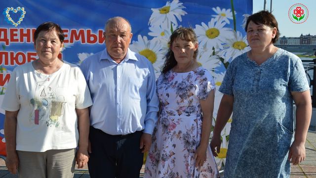 В Марий Эл наградили лучшую трудовую династию