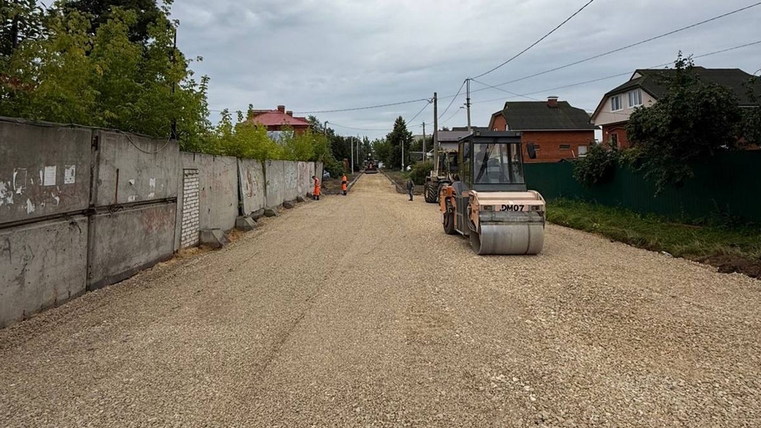 В районах Йошкар-Олы активно ведутся работы по благоустройству