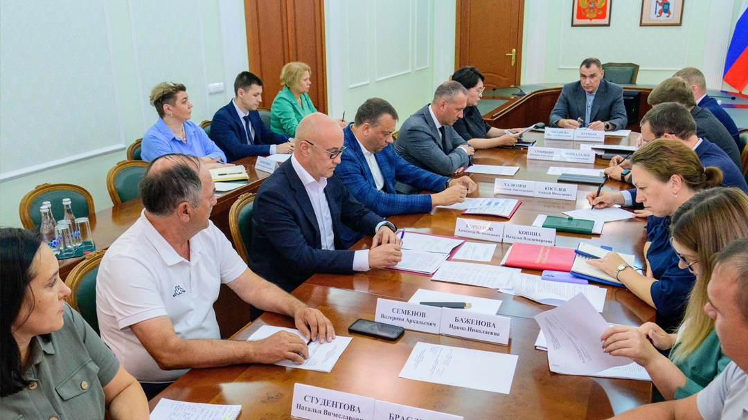 Глава Марий Эл поручил решить вопрос реконструкции системы водоснабжения в населённых пунктах Волжского района