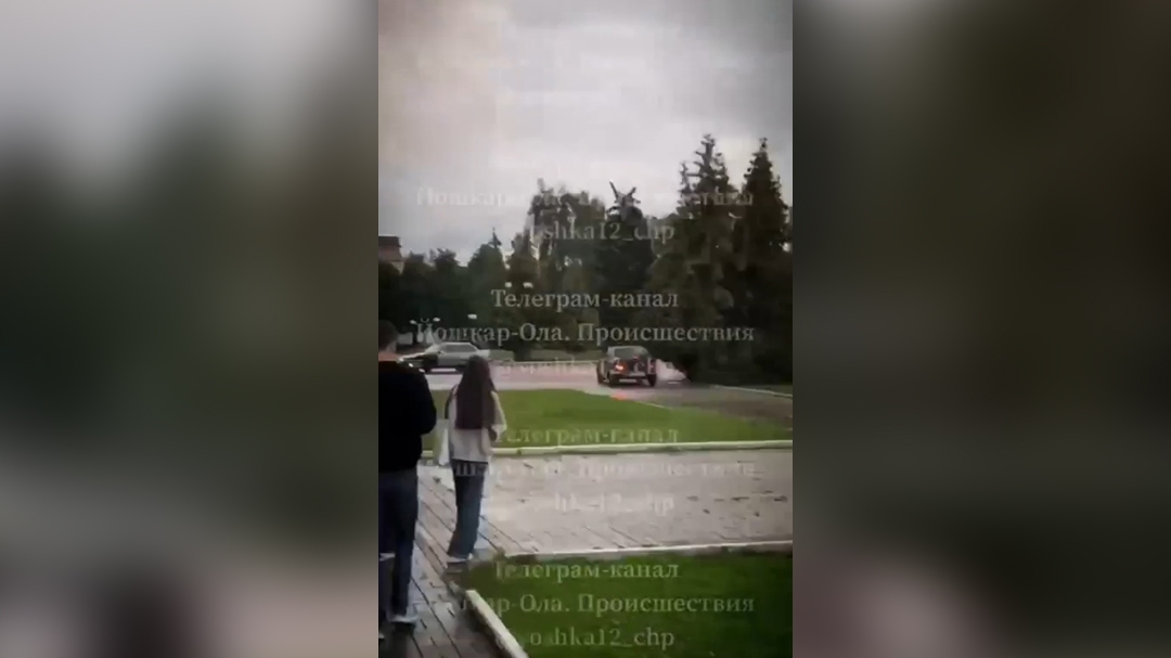 В Йошкар-Оле автохамы гоняли по пешеходной зоне