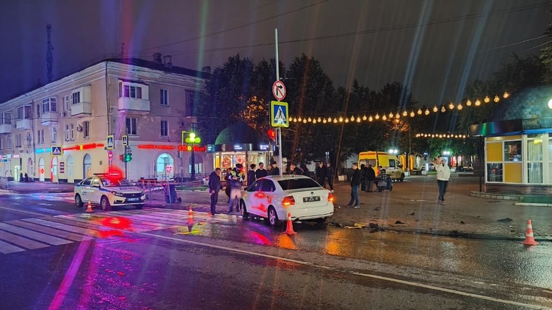 В Йошкар-Оле в результате ДТП с автомобилем скорой помощи пострадали шесть человек