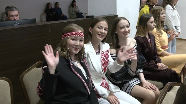 Йошкар-Олаште «Мисс Финно-угрия» тӱнямбал конкурс эрта