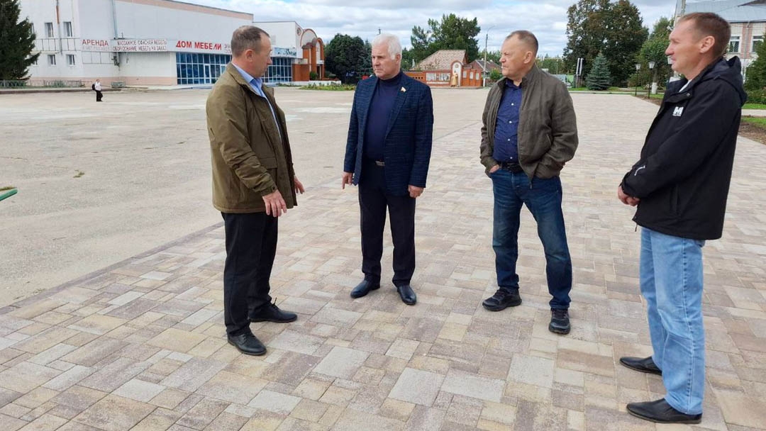 Сенатор Мартынов оценил ход благоустройства в Сернурском районе