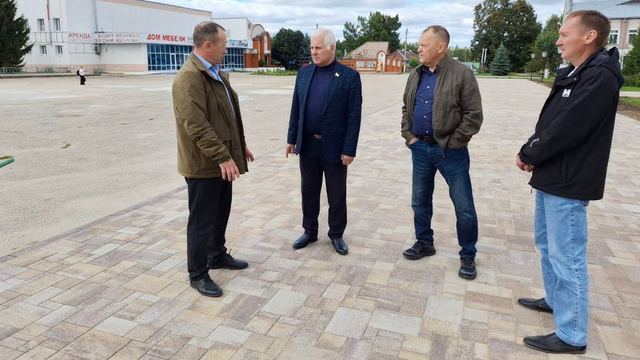 Сенатор Мартынов оценил ход благоустройства в Сернурском районе