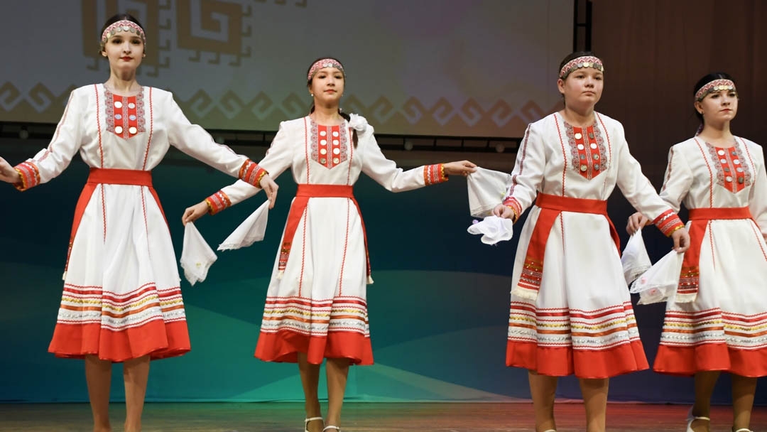 Козьмодемьянск отпраздновал 105-летие Марий Эл большим праздничным концертом