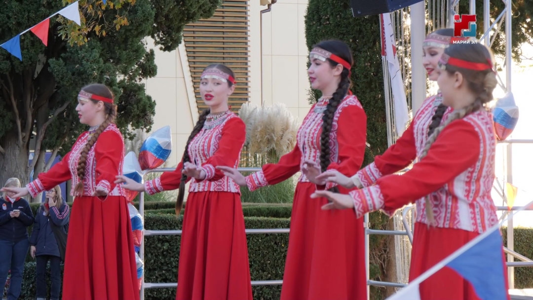 В «Артеке» представили культуру Марий Эл