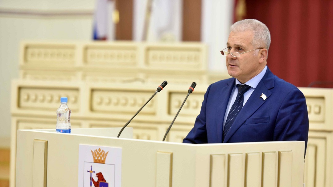 Сенатор РФ Сергей Мартынов поздравляет республику с Днем народного единства и 105-летием со дня образования Марий Эл