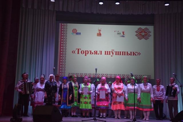 У Торъял районышто «Торъял шӱшпык» марий мурым йоҥгалтарыше-влак коклаште конкурс лийын