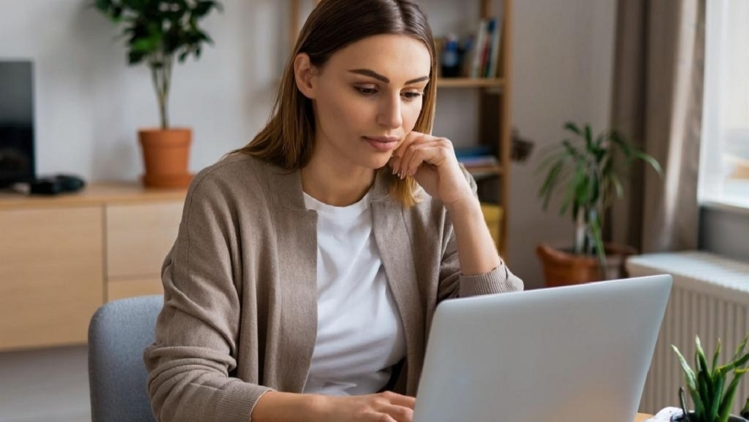 Работающие женщины до 44 лет чаще всего становились жертвами мошенников в Марий Эл