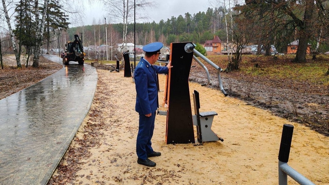В Марий Эл Волжская межрайонная прокуратура требует завершить строительство Ре-парка