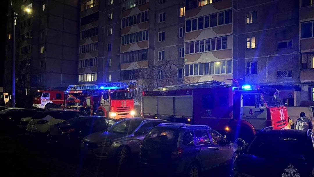 В Йошкар-Оле из-за пожара в многоэтажке эвакуировали жильцов
