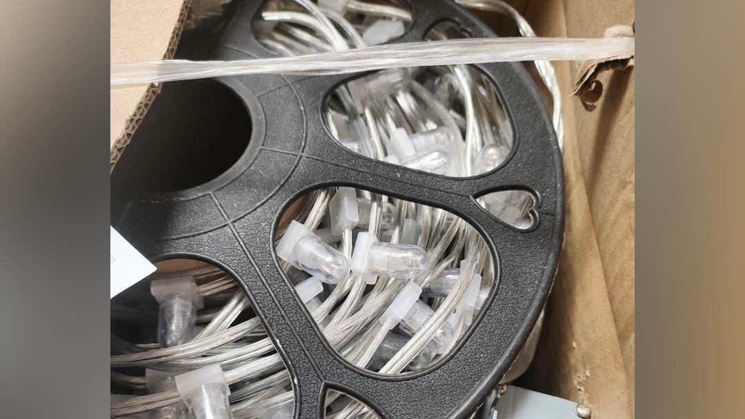 Столица Марий Эл передала госсимволику и новогоднюю иллюминацию в Куйбышевский округ