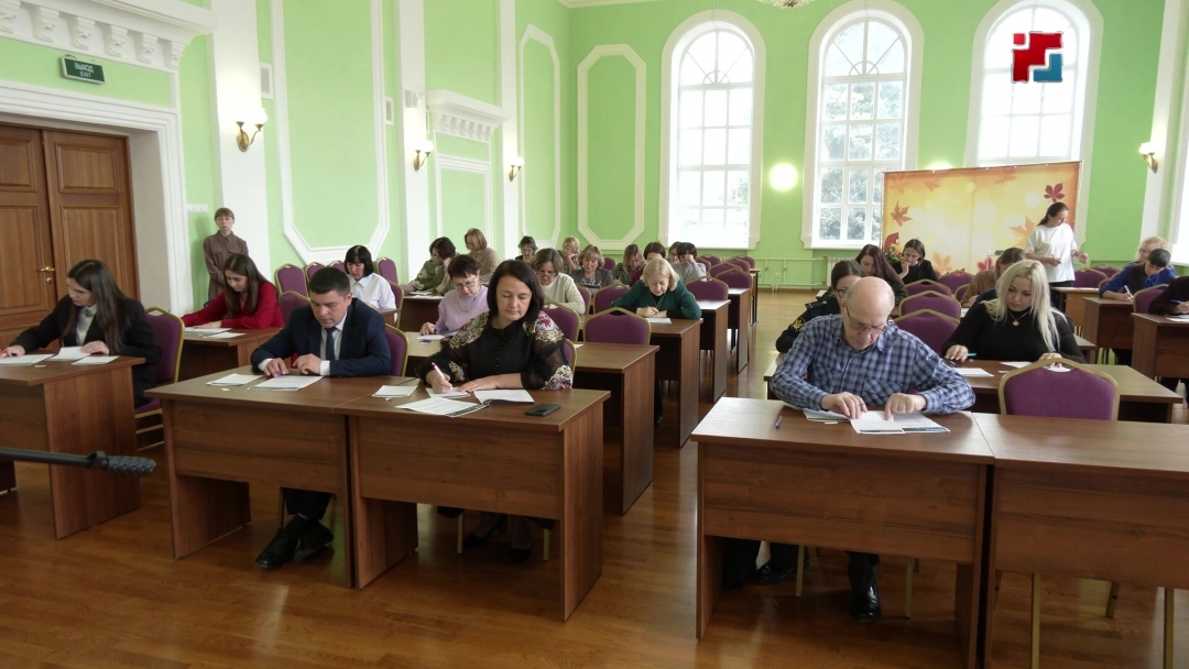 Республикыште илыше-влак Кугу этнографий диктантыш ушненыт