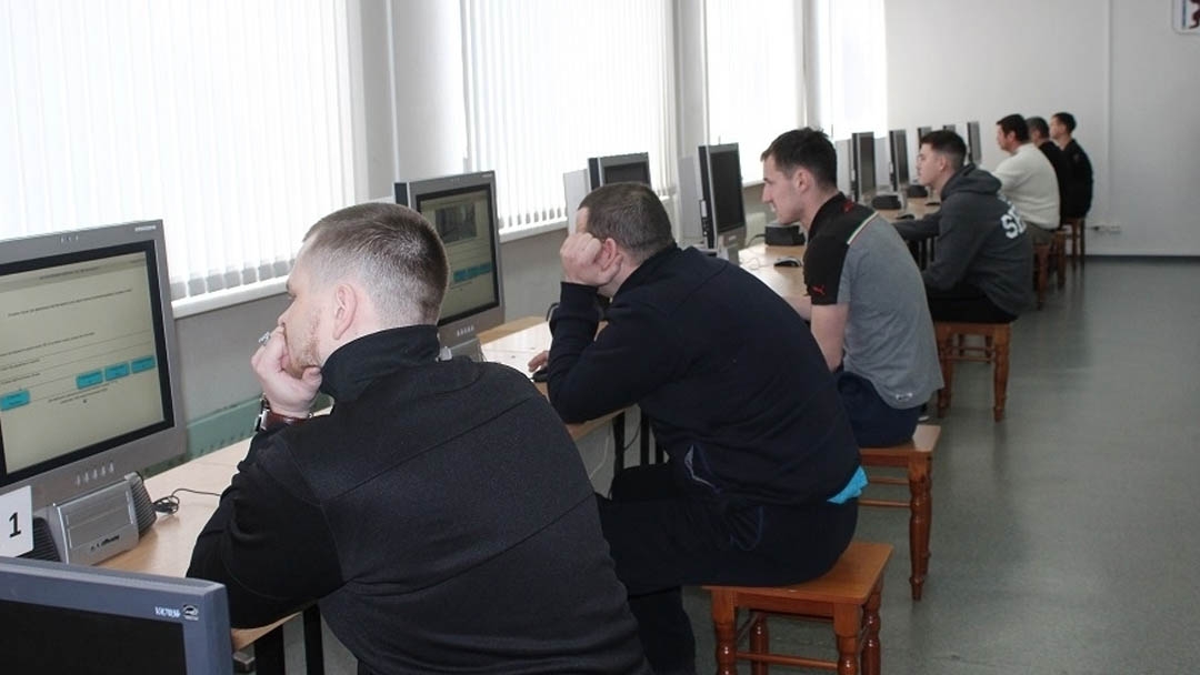 Подставное лицо на экзамене в ГИБДД: за попытку обмана в Йошкар-Оле задержан мужчина