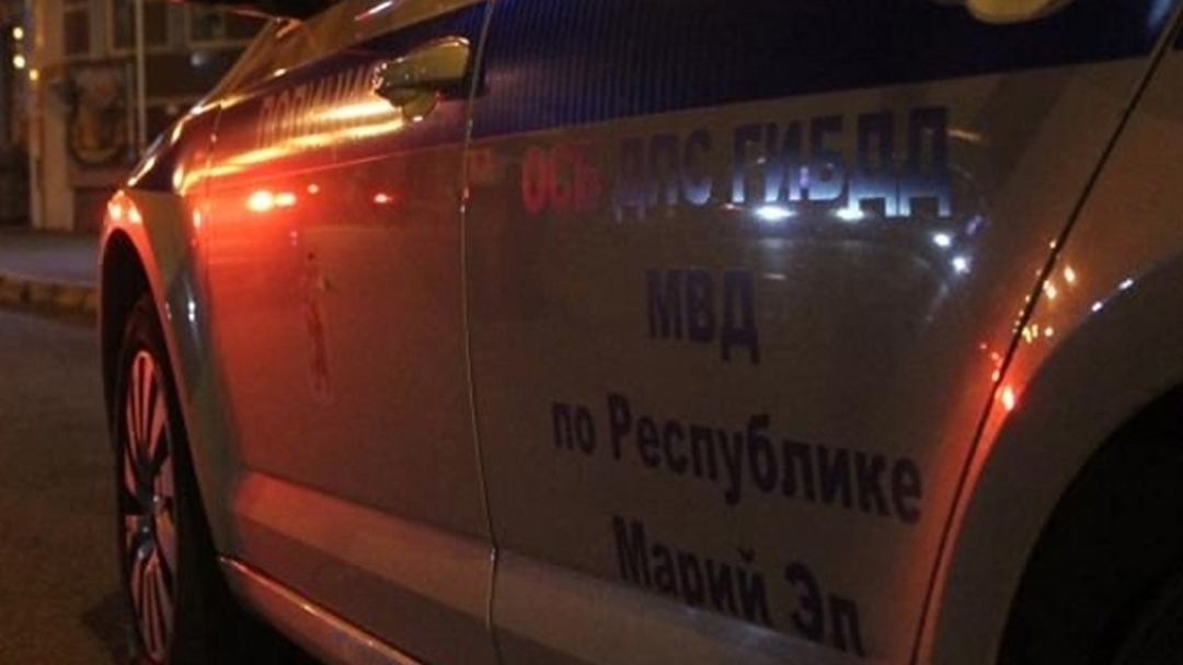 В Марий Эл произошло ДТП с участием маршрутного такси: пострадали 10 человек