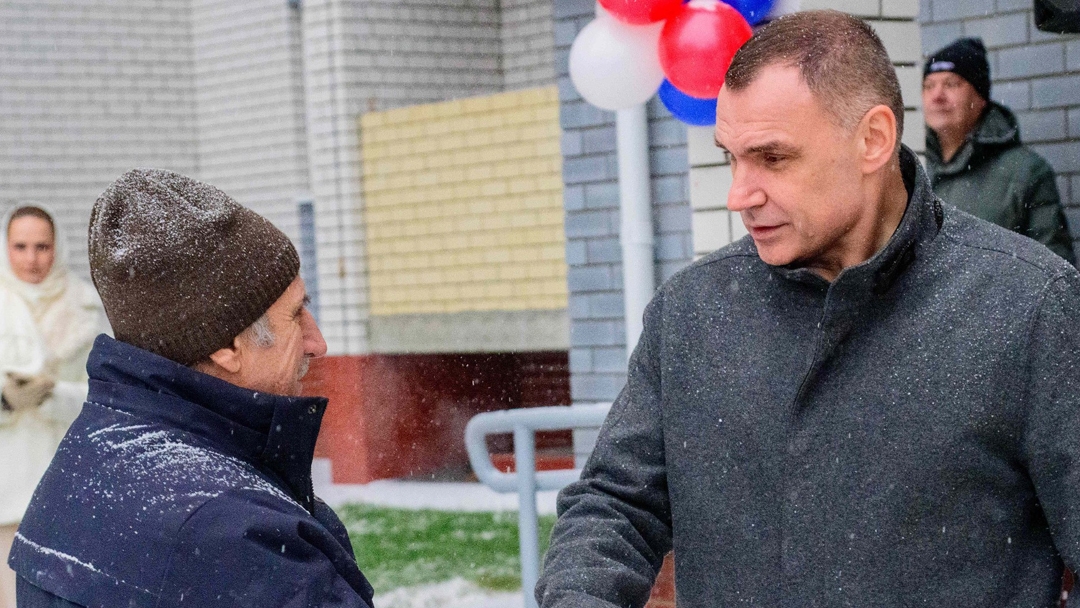 Глава Марий Эл вручил ключи от 23 новых квартир в Волжске