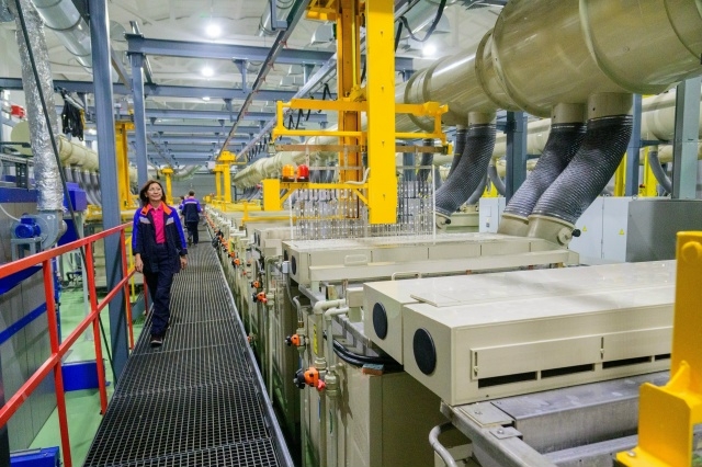 Промышленностьым вияҥдыме шотышто Марий Эл Вуйлатыше пелен Советын икымше заседанийже лийын