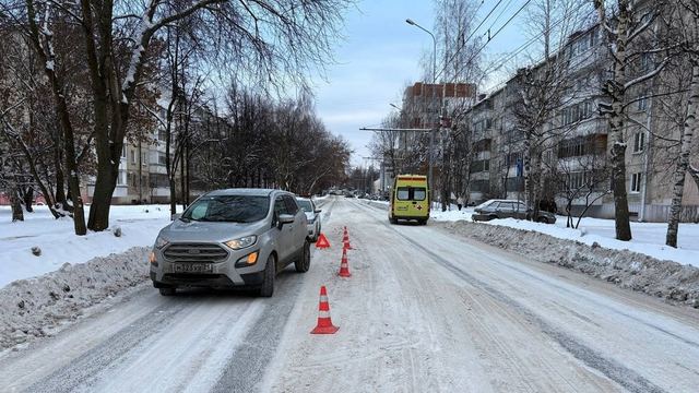 В Йошкар-Оле под колеса автомобиля попал 11-летний подросток