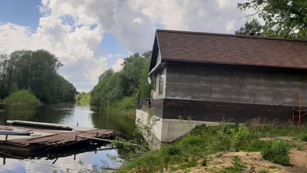 В Марий Эл собственника обязали снести самовольные постройки на береговой линии водохранилища