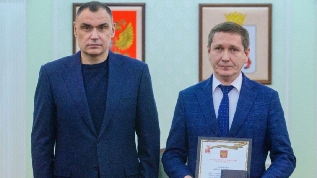 Президент России наградил Антона Трудинова памятной медалью