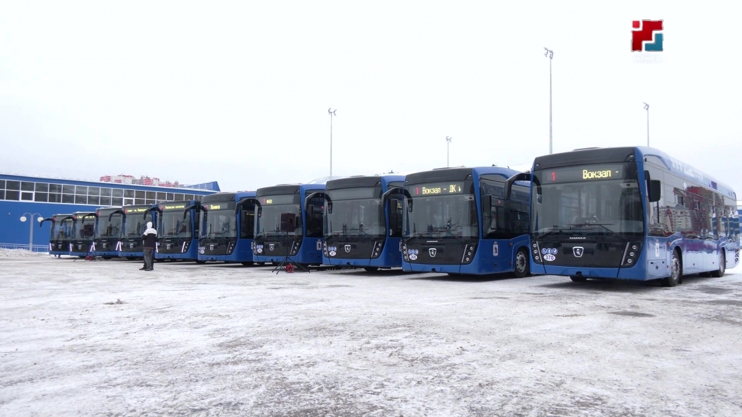 По пять новых автобусов и троллейбусов поступили в Йошкар-Олу