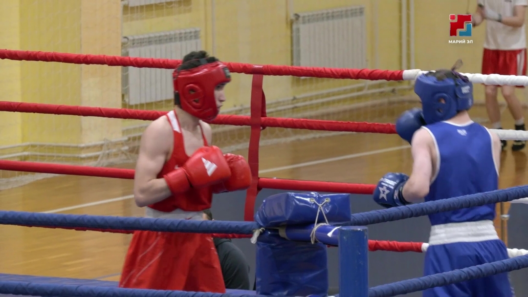 СССР-ын спорт мастерже Эрик Якаевын призшылан турнир эртен