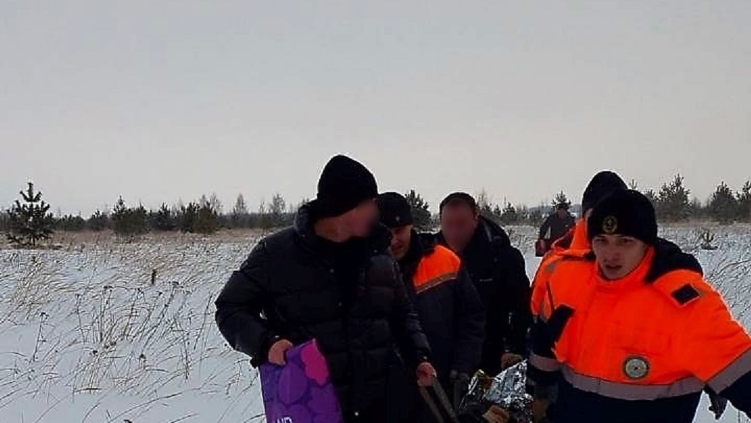 Был без сознания и замерзал в поле: в Марий  Эл спасли молодого мужчину