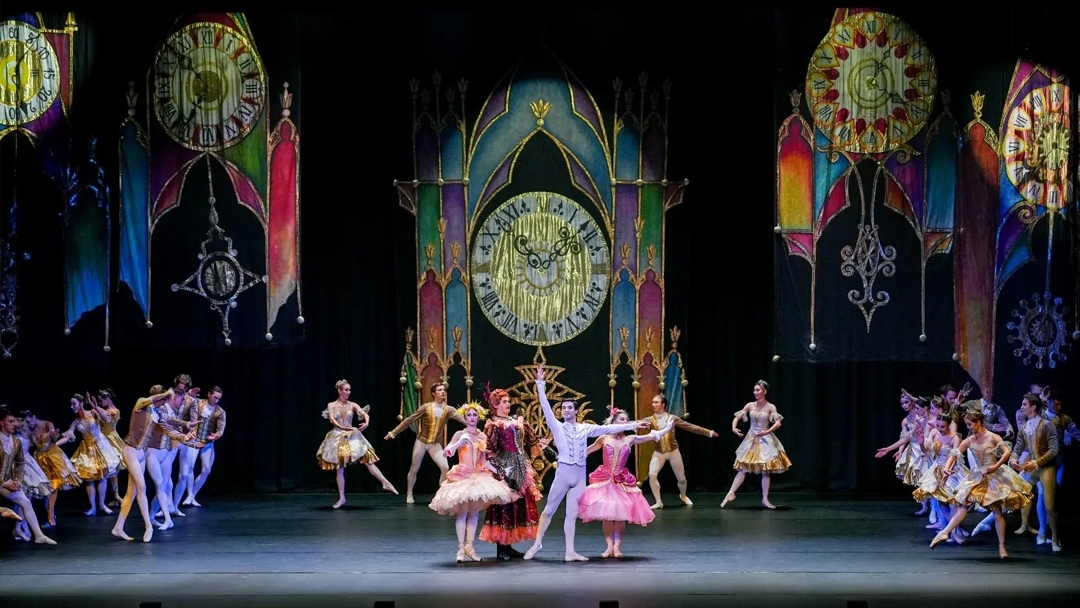 Артисты из Марий Эл покорили ОАЭ балетной классикой