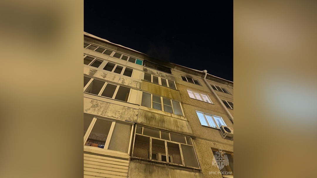 Непотушенная сигарета стала причиной пожара в жилом доме в Йошкар-Оле