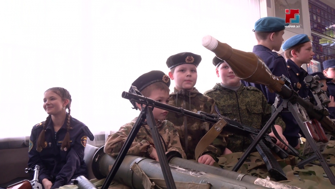 Марий Элыште военно-патриотический месячник тӱҥалын