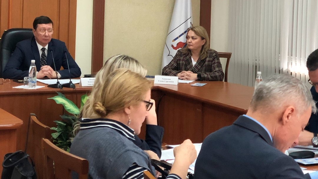 От рабочих специальностей до управленческих должностей: в Йошкар-Оле обсудили трудоустройство участников СВО