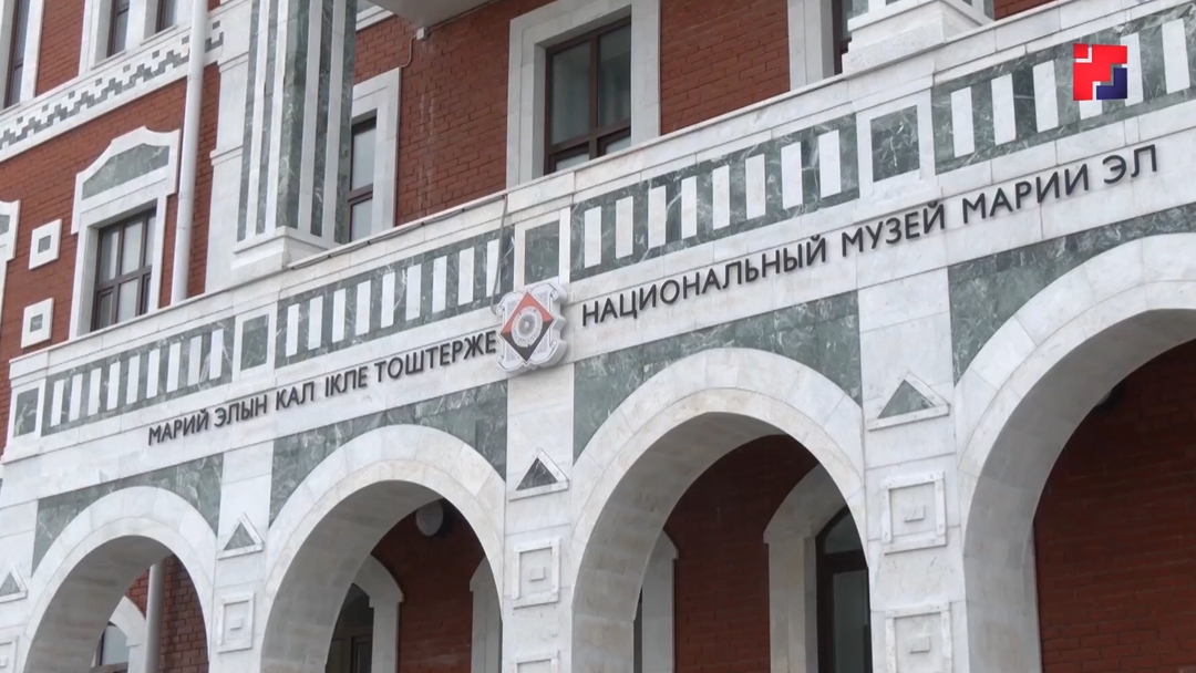 «Код эпох» в Йошкар-Оле: музей превращает зрителей в соавторов выставки