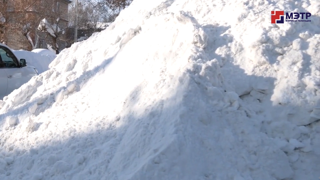Прокуратура Йошкар-Олы проверит жалобы на заснеженные подъезды к больницам