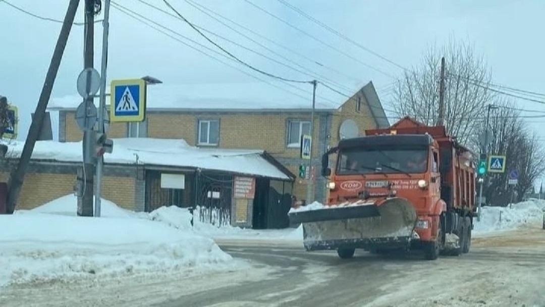 В Йошкар-Оле за выходные вывезли 17 тысяч кубов снежных масс