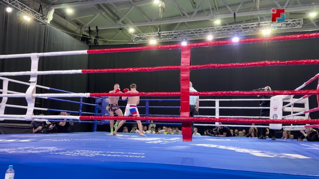 Спортсмен из Йошкар-Олы принял участие в боях «Изумрудной лиги» в Нижнем Новгороде