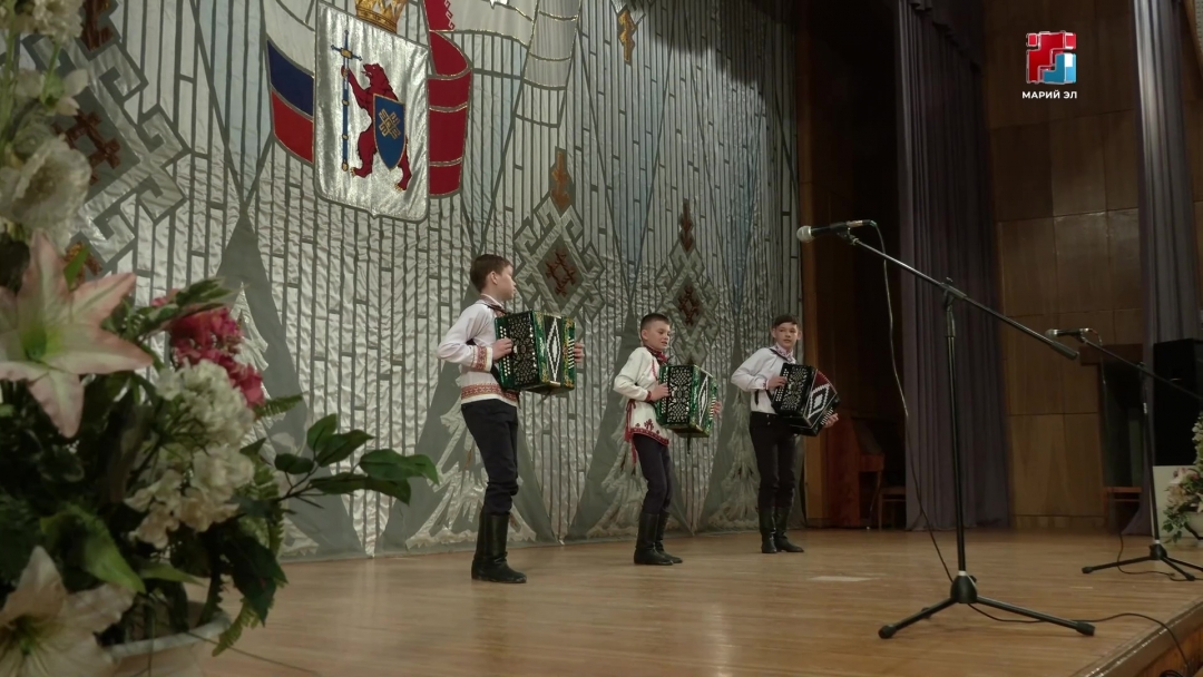 Республикысе марий тӱвыра рӱдер угыч «Изи гармоньчо» конкурсым увертарен