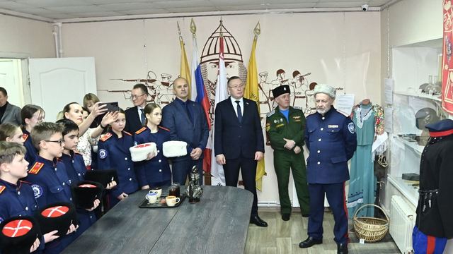 В Йошкар-Оле представили подлинные костюмы, оружие и быт казаков