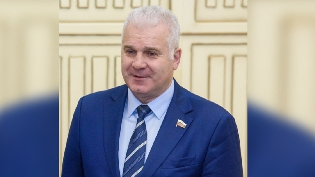 Сенатор Сергей Мартынов поздравил жительниц Марий Эл с Международным женским днем