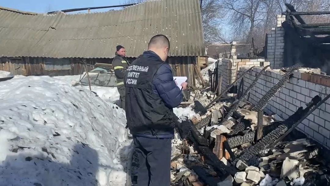 В Марий Эл следователи устанавливают обстоятельства гибели пенсионерки при пожаре