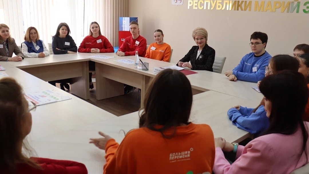 13 талантливых школьников: Лариса Ревуцкая поздравила победителей «Большой перемены»