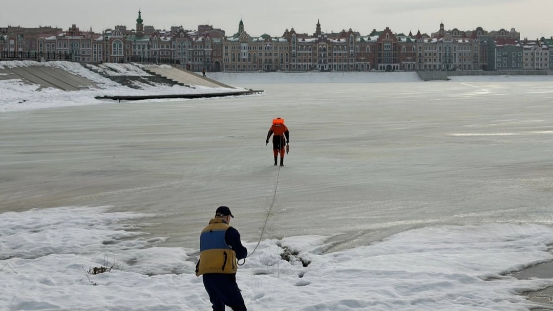 Спасатели Марий Эл представили актуальную информацию о толщине льда на водоемах