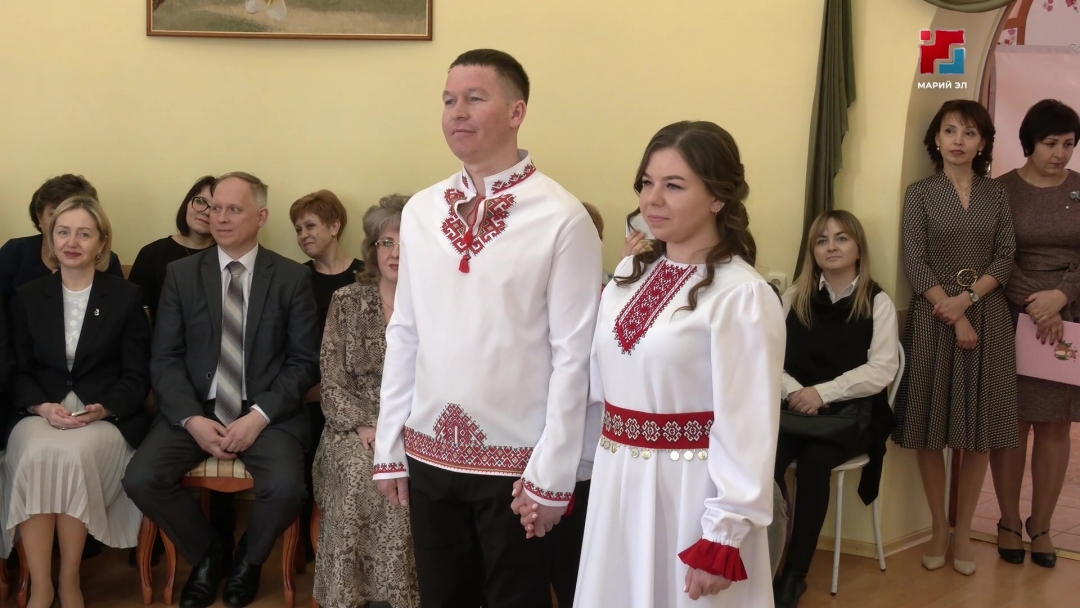 Медведево районысо ЗАГС-ыште этносӱан-влакым эртарат