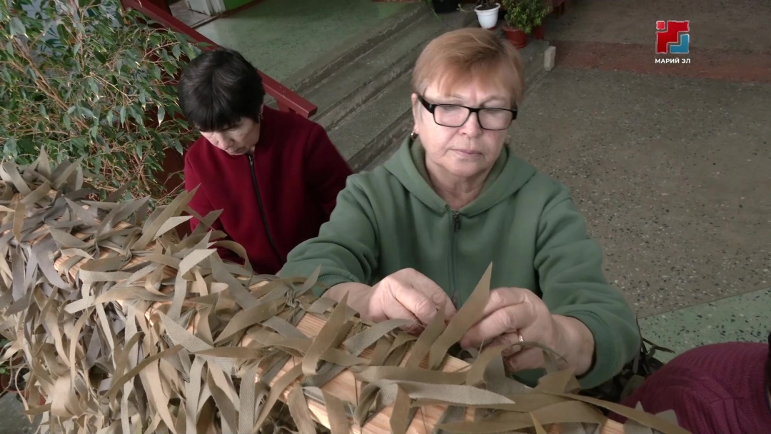 Арде селасе клубышко волонтёр-влак ынде кумшо ий погынат, фронтлан полшат