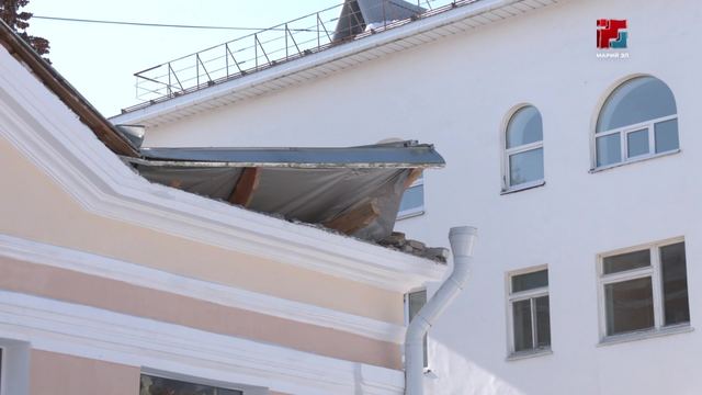 Экспертная комиссия оценит последствия обрушение кровли в Республиканском колледже культуры и искусств