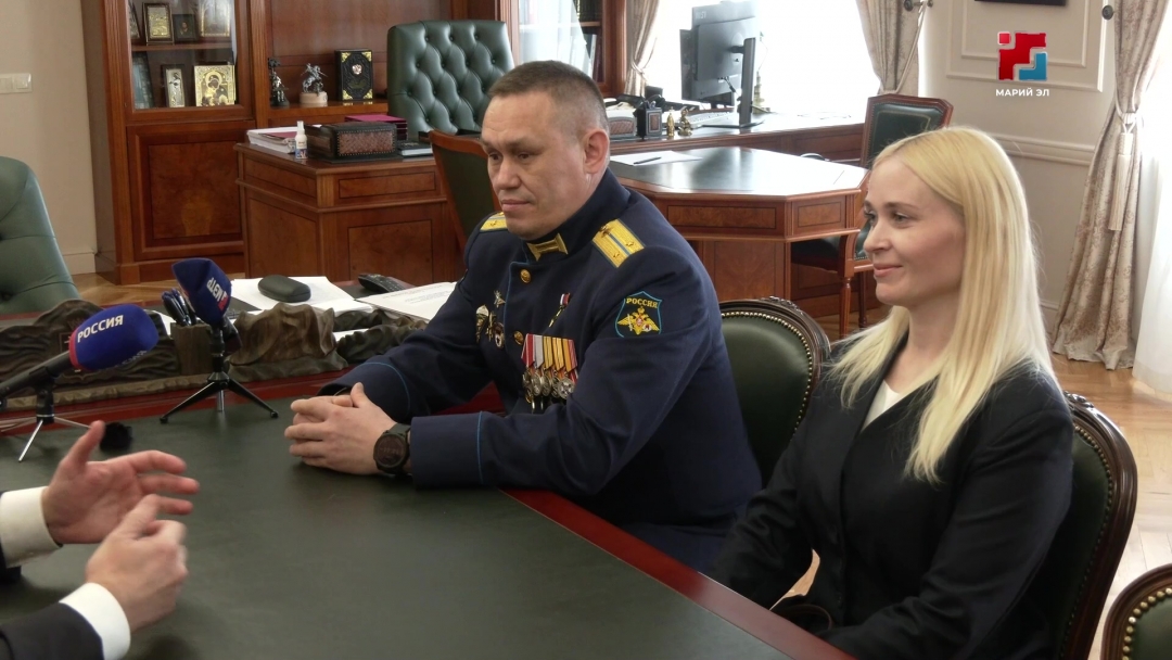 Глава Марий Эл Юрий Зайцев встретился с Героем России Анатолием Ивановым