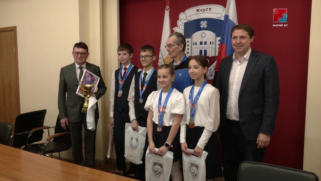 Ребята из лицея Бауманский стали третьими на всероссийских соревнованиях по бадминтону «Проба пера»