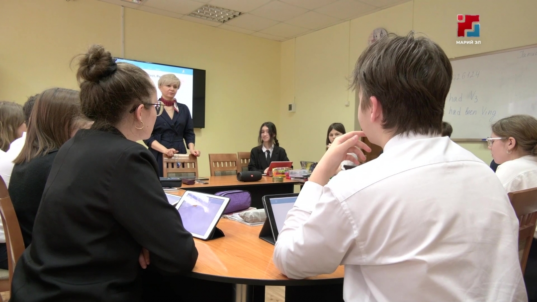 В правительстве Марий Эл обсудили цифровизацию образования и проблему кадров в здравоохранении