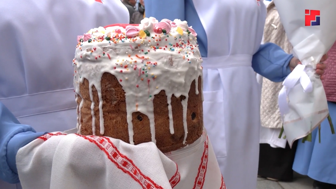 Голуби мира, колокольный звон и горячая каша: в Йошкар-Оле готовятся к масштабной пасхальной ярмарке