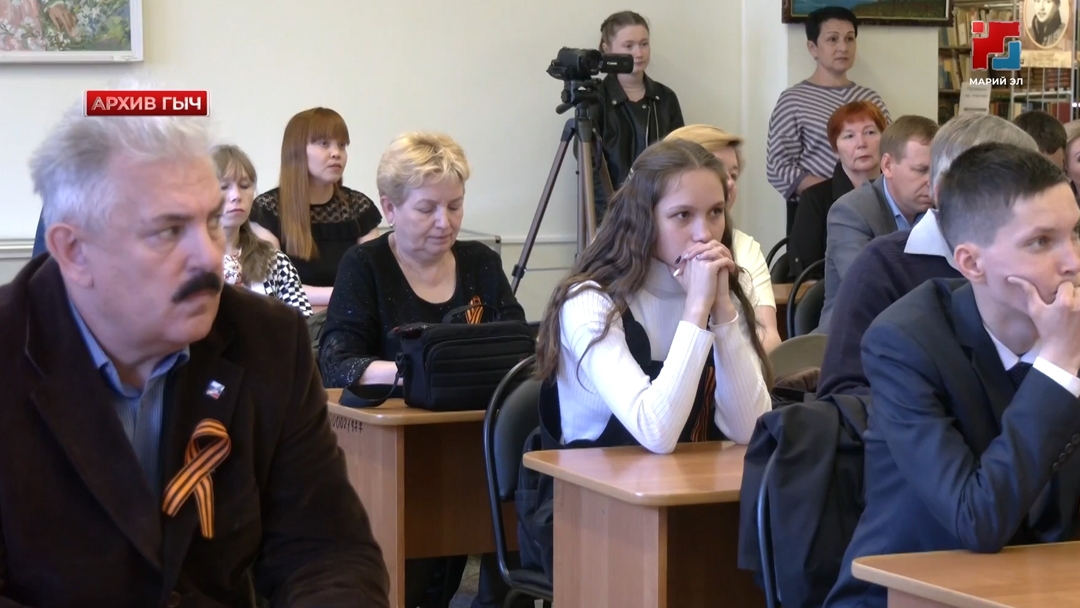 Республикысе марий тӱвыра рӱдер йӱла почеш Сеҥымаш кечын «Ме шарнена» авторский муро да поэзий фестивальым эртара